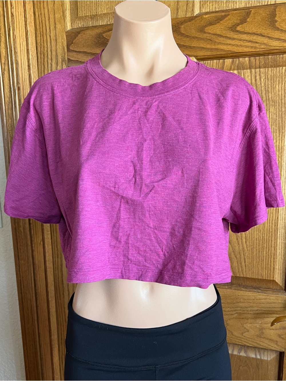 lululemon athletica Cropped Crewneck Top in Purple Magenta